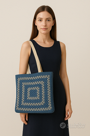 Bag realizzata a mano in filo di cotone