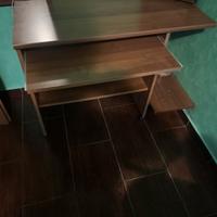 Scrivania porta computer pc