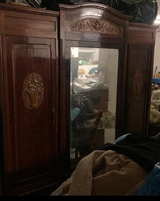 Mobile specchiera fine '800
