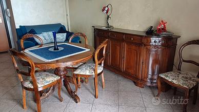 soggiorno completo in stile antico