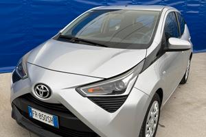 Toyota aygo 5 porte ok neopatentati