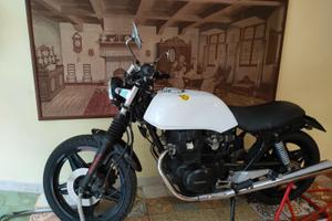 Honda CB400N cafè-racer