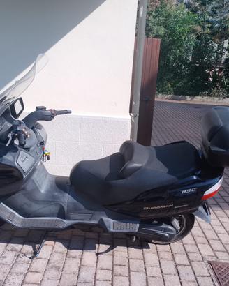 Suzuki Burgman 650 Executive