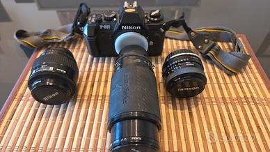 Nikon F301+3 obiettivi (Nikkor, Tamron, Vivitar )