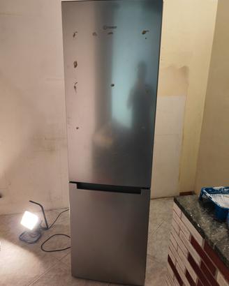 frigo Indesit total no frost