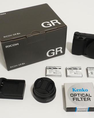 Ricoh GRIIIx