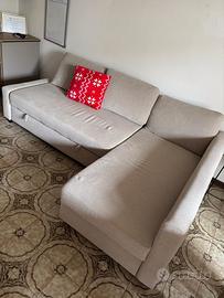 Divano Ikea con penisola