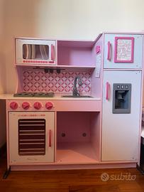 Cucina bimba rosa e bianca come nuova