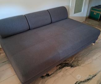 Divano letto IKEA grigio con contenitore