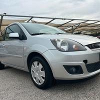 Ford Fiesta 1.2 Benzina