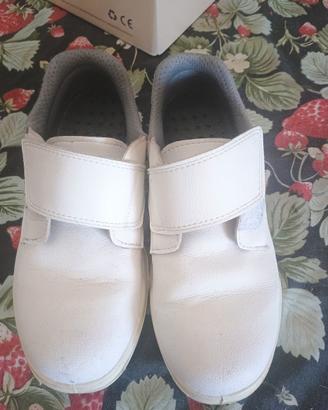 Scarpe sanitarie 