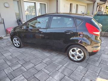 Ford Fiesta Ikon 1.4 TDCi