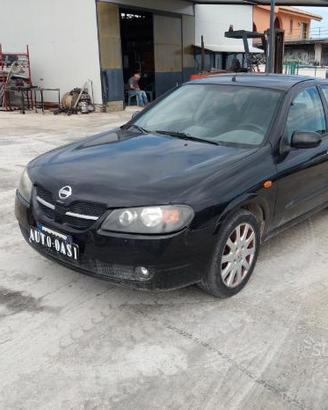 Nissan almera 1.5td 03 ricambi