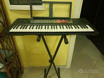 Tastiera Yamaha PSR F50 