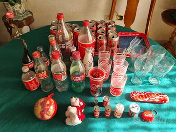 Gadget Coca Cola (81 pezzi) - Collezionismo In vendita a Firenze