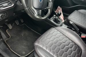 FORD FIESTA VIGNALE 15 D.