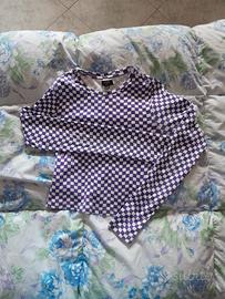 Maglia a quadretti bianchi e viola