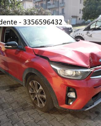 Kia Stonic 1.4 MPI 100 CV Urban
