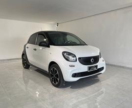 SMART FORFOUR 2015 5 PORTE 75 CV X NEOPATENTATI