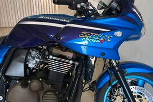 Kawasaki ZRX 1200 S, Yamaha Honda Bmw GS