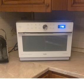 Forno a microonde Whirlpool 6 senso