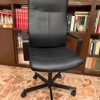 MILLBERGET Sedia girevole ufficio Murum nero IKEA