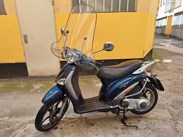 Scooter Piaggio Liberty 125