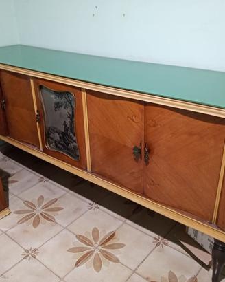 Mobili bassi anni 50