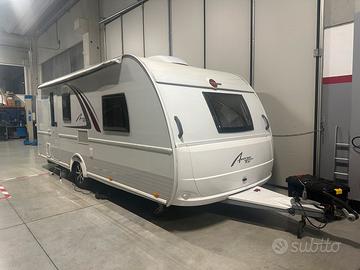CARAVAN BURSTNER AVERSO TOP 560
