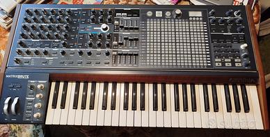 sintetizzatore Arturia Matrix Brute 