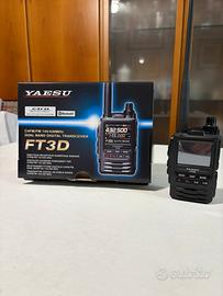 Ricetrasmettitore YAESU C4FM/FM 144/430 MHz