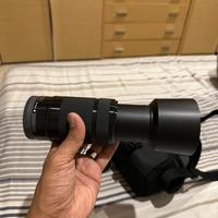 Obiettivo Sony E-Mount 55-210  + battery grip