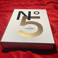 Libro celebrativo Chanel n.5