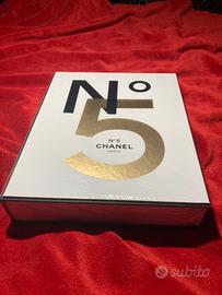 Libro celebrativo Chanel n.5