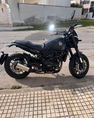 Benelli Leoncino 500 stradale