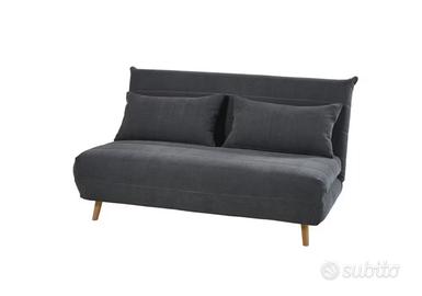 Divano letto.