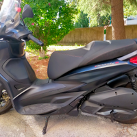 I piaggio Beverly 300 S black petrol