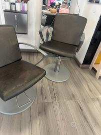 2poltrone parrucchiere