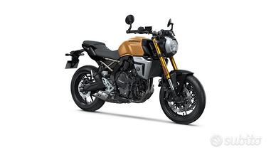 SUZUKI GSX-8T