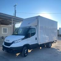 Iveco Daily Box è sponda