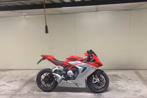 F3 800