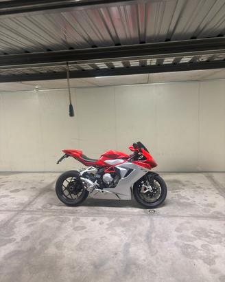 F3 800