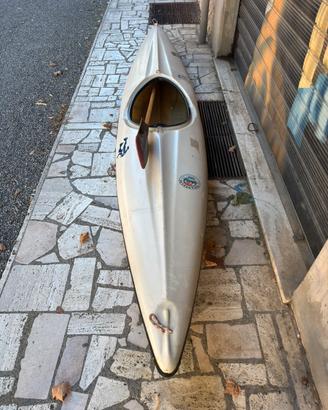 Kayak in vetroresina