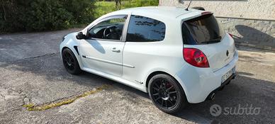 RENAULT CLIO RS 203