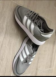 Scarpe da ginnastica