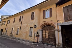Immobile in asta di 133 m² con 3 locali a Azzate