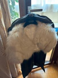 Mantella di pelliccia di volpe bianca