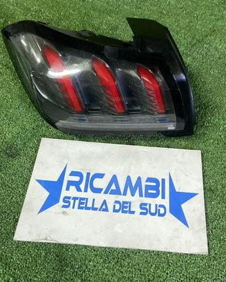 Coppia stop peugeot 208 2023/205