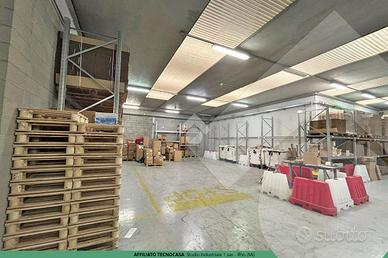 CAPANNONE A PREGNANA MILANESE