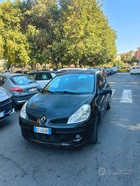 Renault Clio le iene 
